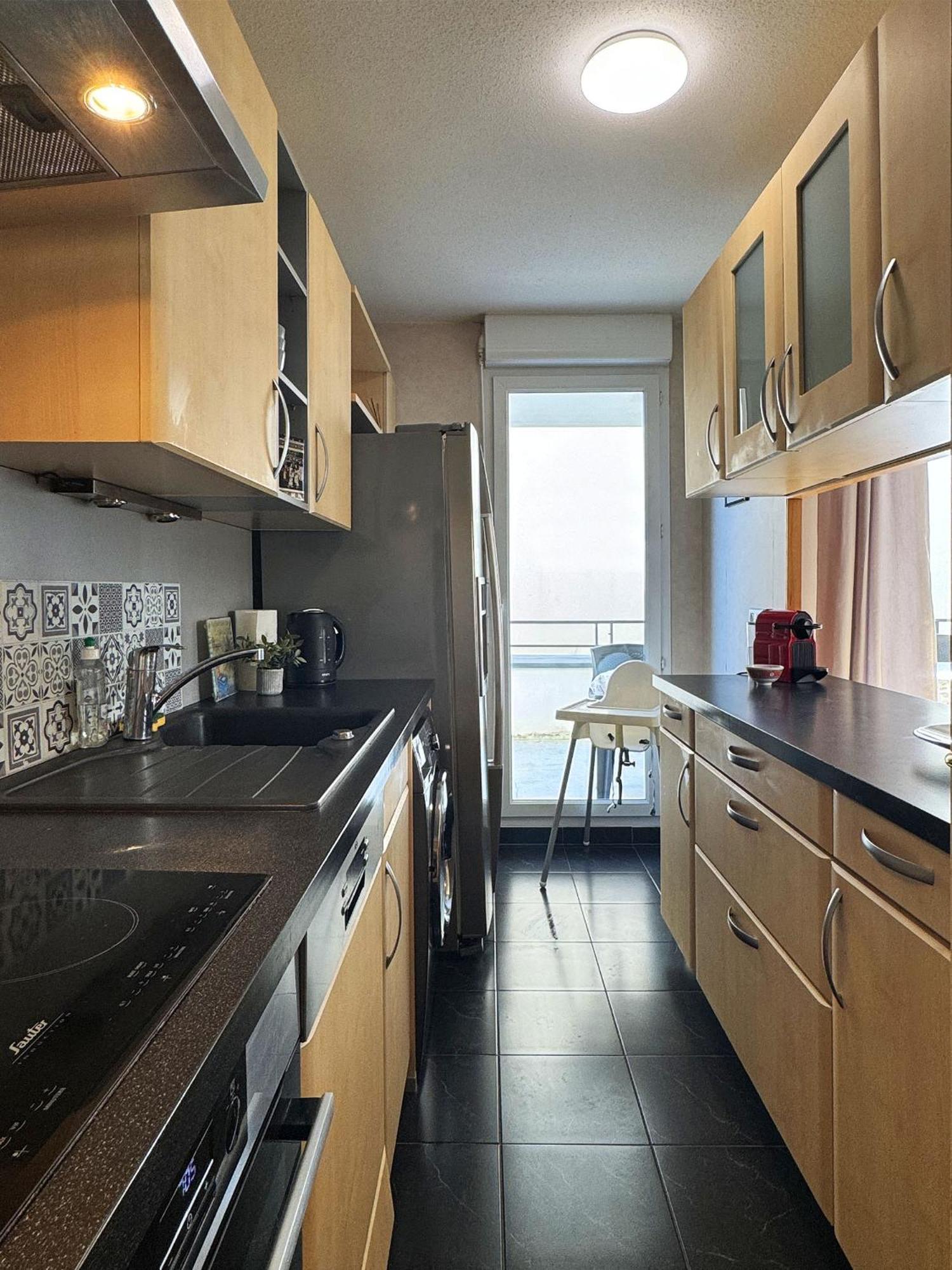 Joli 3P Avec Terrasse Et Garage Proche Centre Apartment Strasbourg Luaran gambar